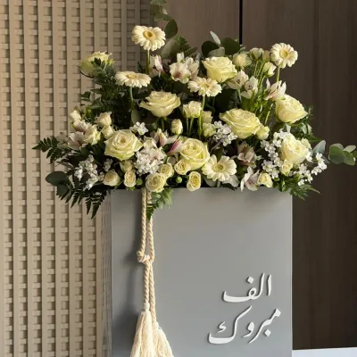 استاند الورد الطبيعي